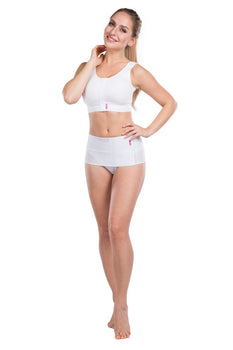 woman wearing the lipoelastic kpg abdominal belt 