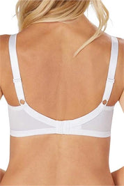Comfortable and supportive, the Amoena Nancy Post Mastectomy Bra in white offers a smooth, seamless fit with adjustable straps, designed for post-surgery comfort.
