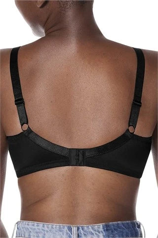 Comfortable and supportive, the Amoena Nancy Post Mastectomy Bra in black offers a smooth, seamless fit with adjustable straps, designed for post-surgery comfort.