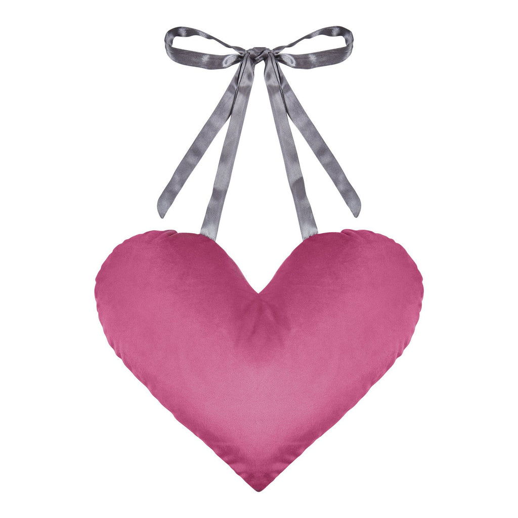 This post surgery heart cushion is a post-operative pillow tailored for post mastectomy and lumpectomy surgery.

Designed and shaped to offer comfort and protection under the arm and breast area. The satin ribbon tie can be tied over your shoulder and adjusted to suit your comfort needs.
