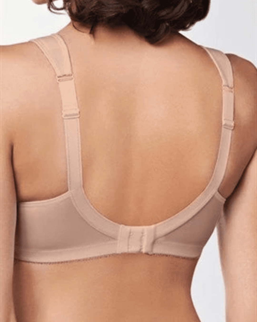 Amoena Isadora Bra is a mastectomy bra with pockets. This mastectomy bra is designed to provide exceptional support and style. With bilateral pockets to hold breast forms or prostheses securely, it ensures a natural and balanced silhouette. The Isadora Bra features soft fabric, adjustable and padded straps for added comfort, and a seamless construction for a smooth fit. Experience confidence and elegance with the Amoena Isadora Bra, the perfect choice for post-mastectomy support.
